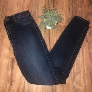 Fashion nova jeans!